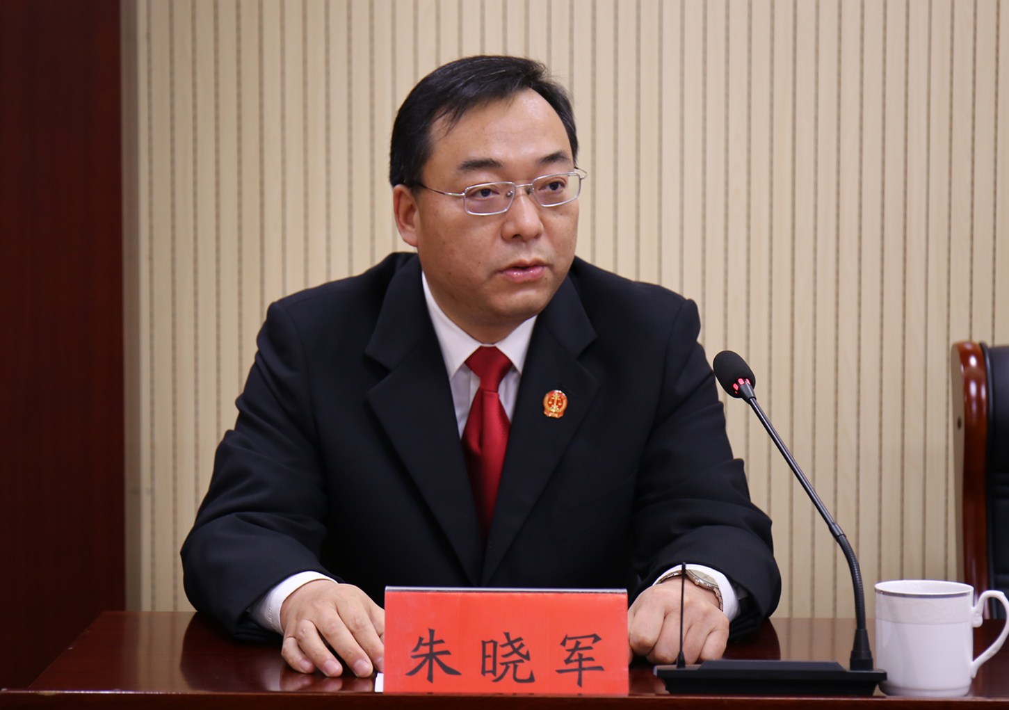 朱晓军.jpg