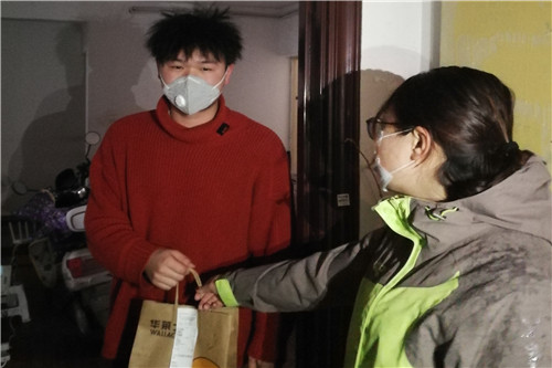 顺利交接 第四棒全力冲刺-1.jpg