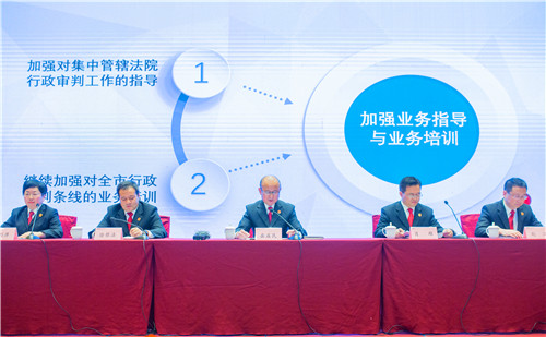 一周年发布会2.jpg