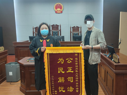 7d95b0a1a72b95ea665cd43906f85d99_副本.jpg